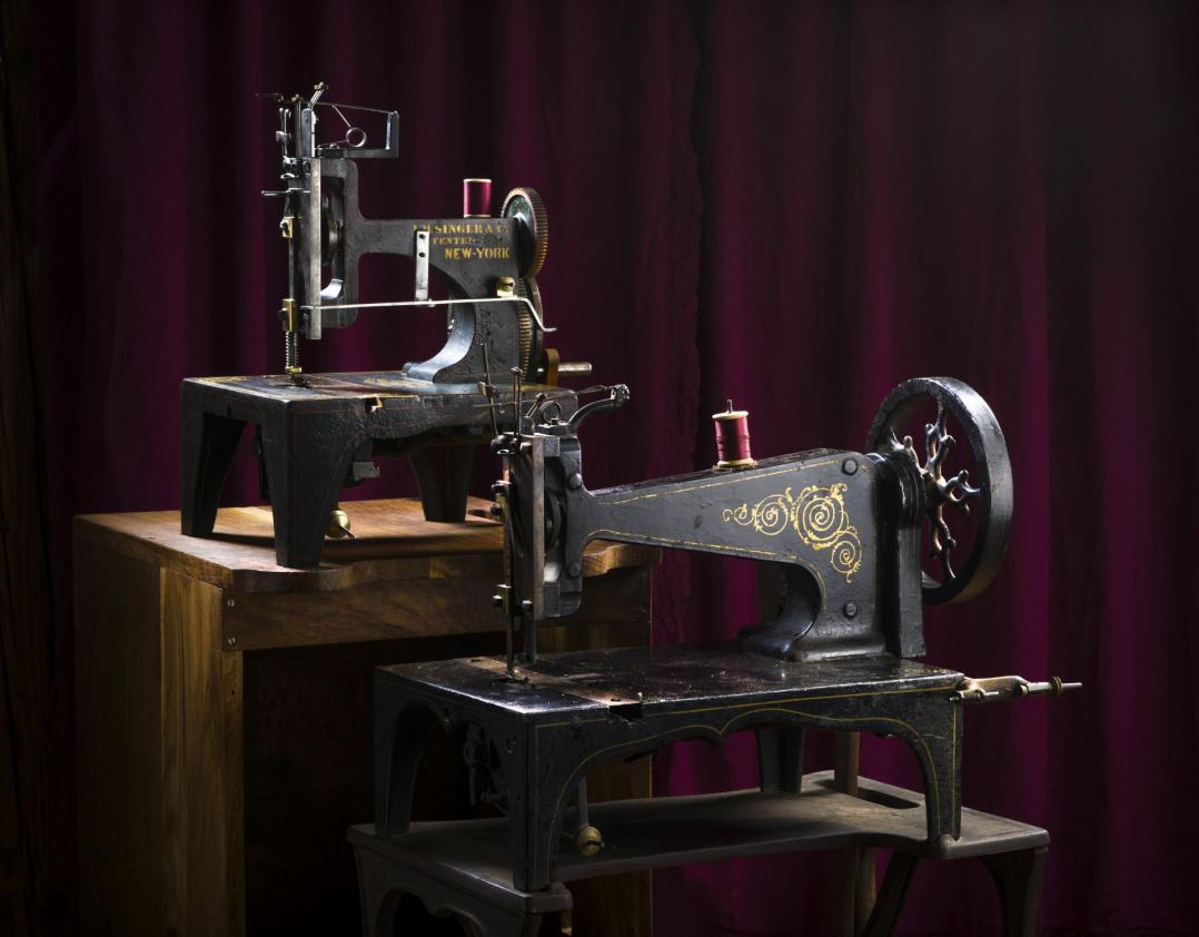 singer_nr1_nr2_first_singer_sewing_machine_1851